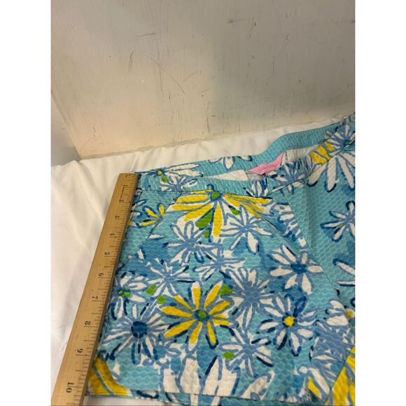 Lily Pulitzer Blue Yellow daisy shorts size 4 - Picture 10 of 10